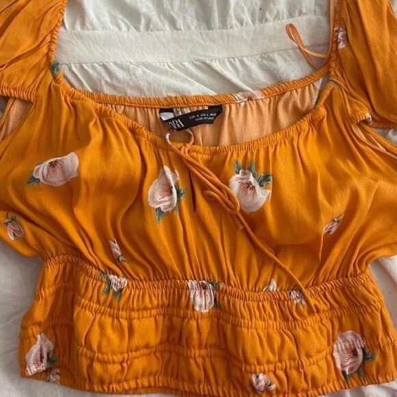 Zara Floral Cropped Top - Picture 3 of 3